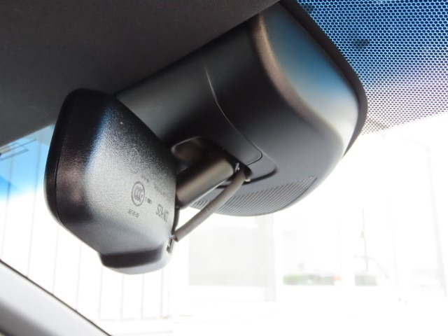 ヴェゼル1.5 ハイブリッド モデューロX ホンダセンシング 4WD