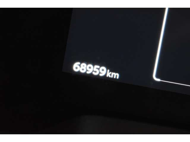 カローラツーリング1.8 ハイブリッド G E-Four 4WD