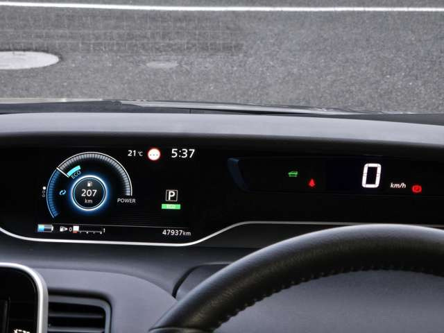 セレナ1.2 e-POWER ハイウェイスターV