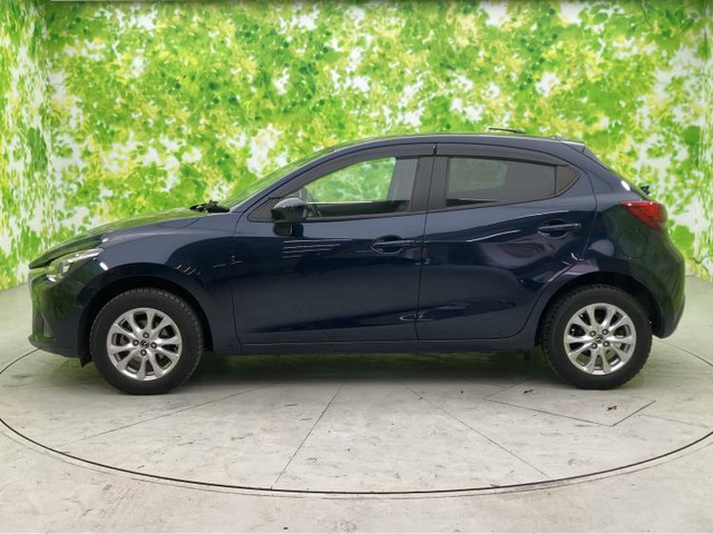 デミオ1.3 13S 4WD