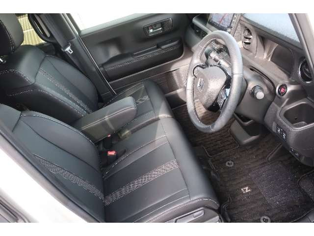 N-BOXカスタムコーディネートスタイル モノトーン