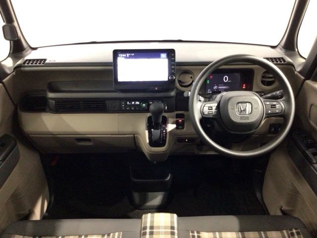 N-BOXジョイ モノトーン