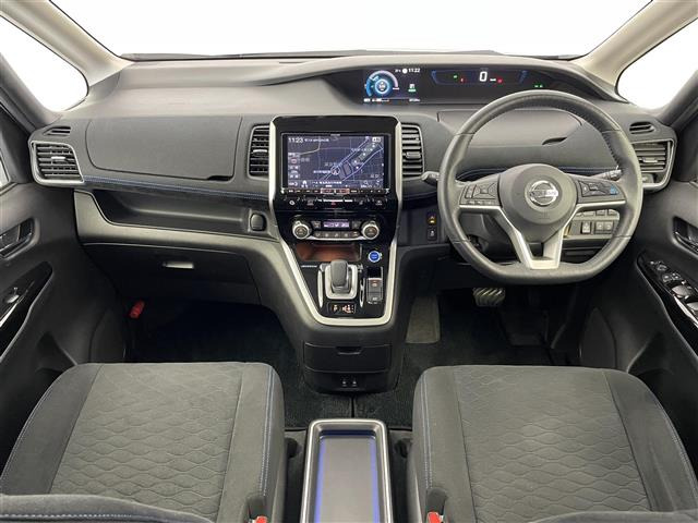 セレナ1.2 e-POWER AUTECH セーフティパッケージ