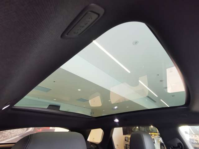 レンジローバーイヴォークダイナミック HSE 1.5L P300e PHEV 4WD