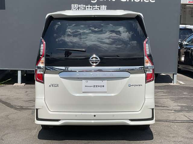 セレナ1.2 e-POWER ハイウェイスターV