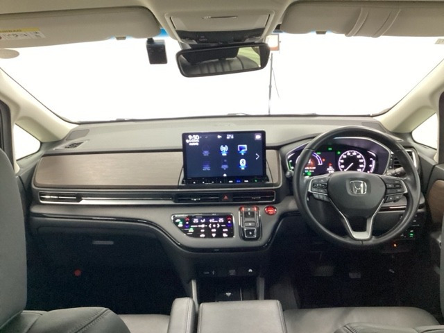 オデッセイ2.0 e:HEV アブソルート EX