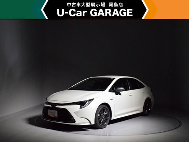 カローラ1.8 ハイブリッド W×B