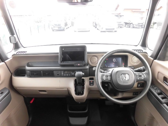 N-BOXジョイ 2トーン