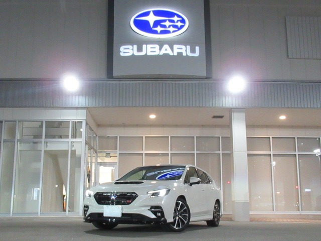 レヴォーグ1.8 STI スポーツ EX 4WD