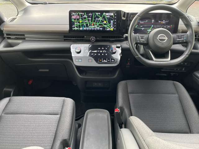 セレナ1.4 e-POWER ハイウェイスターV