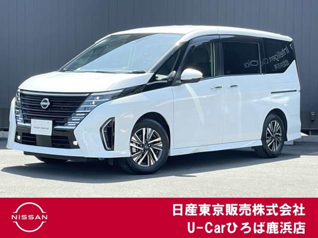 セレナ1.4 e-POWER ハイウェイスターV