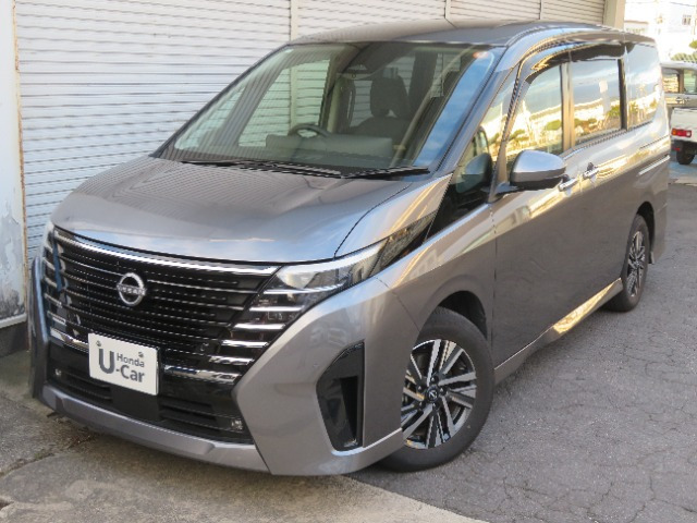 セレナ1.4 e-POWER ハイウェイスターV