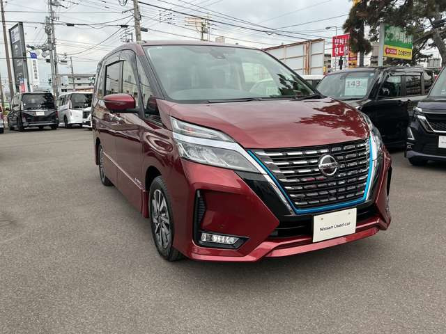 セレナ1.2 e-POWER ハイウェイスターV