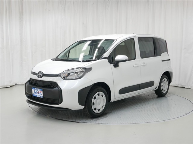 シエンタハイブリッド 1.5 G E-Four 4WD