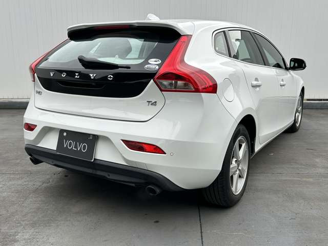 V40T4 SE