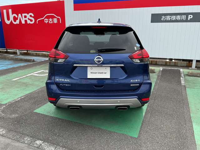 エクストレイル2.0 AUTECH ハイブリッド 4WD