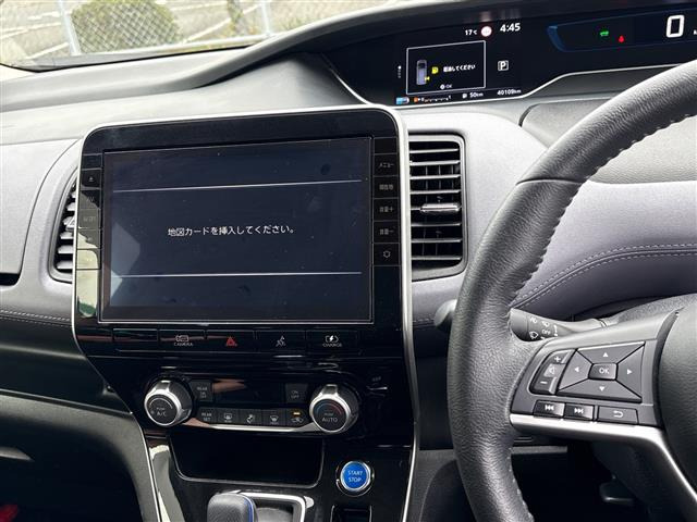 セレナ1.2 e-POWER ハイウェイスターV