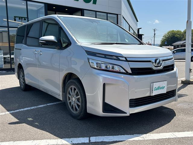 ヴォクシー2.0 X 4WD