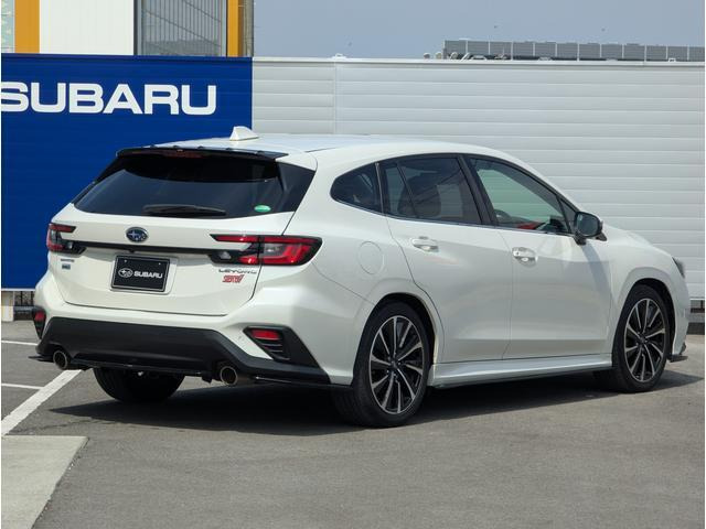 レヴォーグ1.8 STI スポーツ EX 4WD