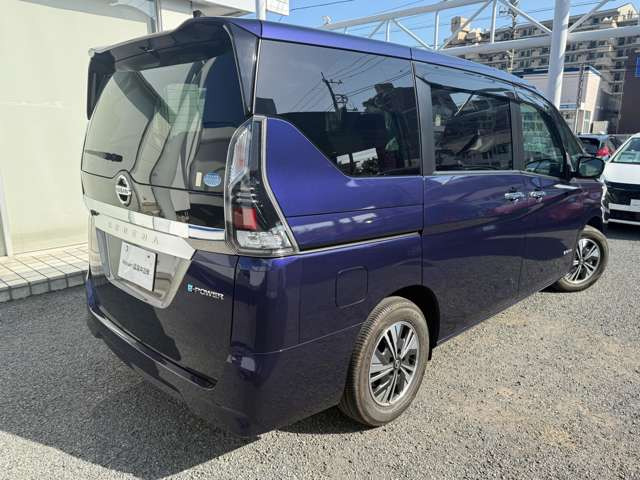 セレナ1.2 e-POWER XV
