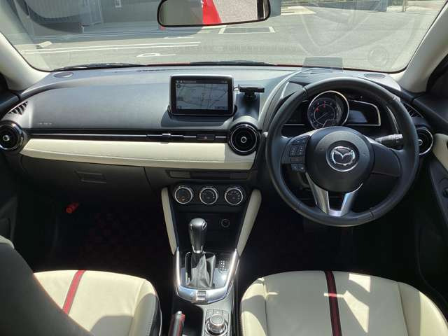 デミオ1.3 13S Lパッケージ