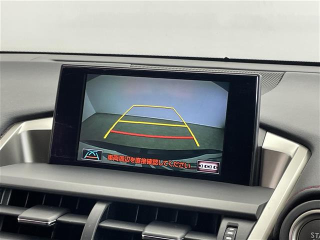 NX200t Fスポーツ