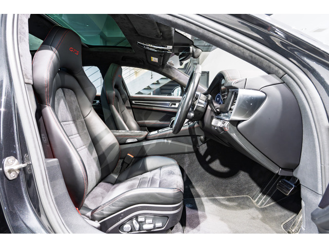 パナメーラGTS PDK 4WD