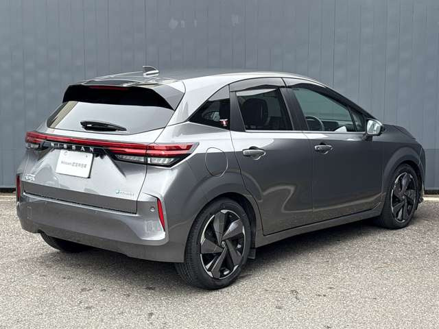 ノートオーラ1.2 G レザーエディション