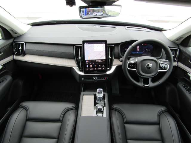 XC90ウルトラ B5 AWD 4WD