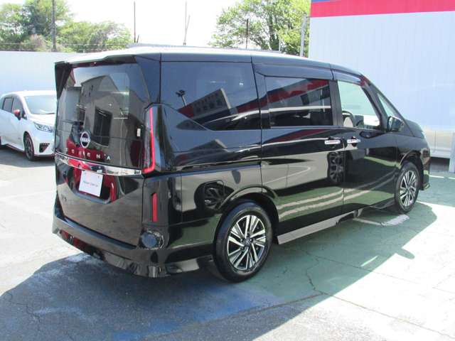 セレナ2.0 ハイウェイスターV