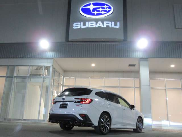 レヴォーグ1.8 STI スポーツ EX 4WD