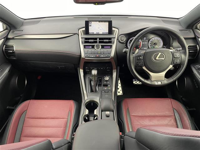 NX200t Fスポーツ