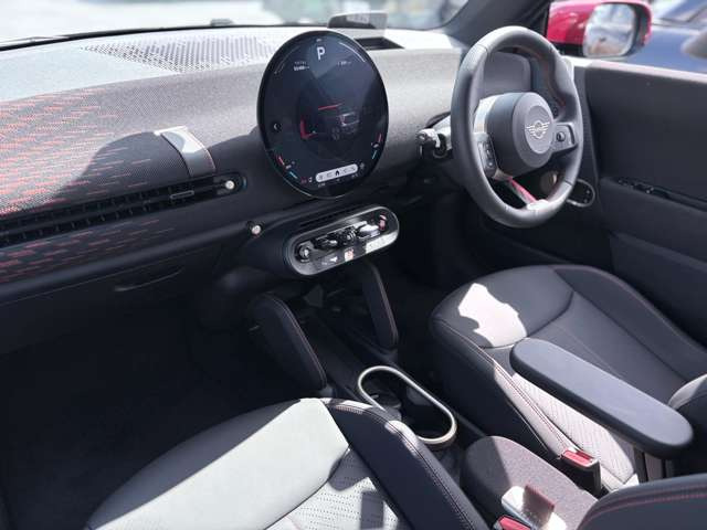 ミニジョン・クーパー・ワークス E