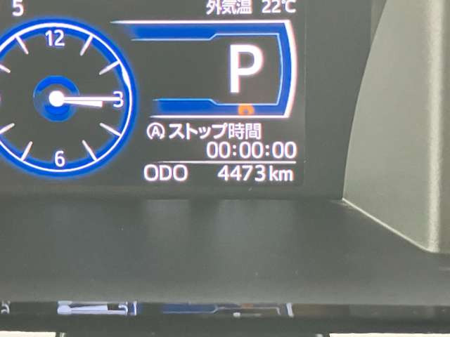 走行たったの4473キロと非常に少なめです