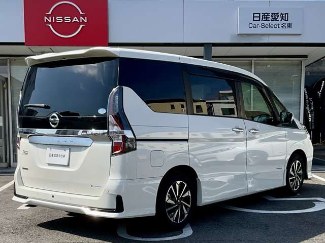 セレナ2.0 ハイウェイスターV