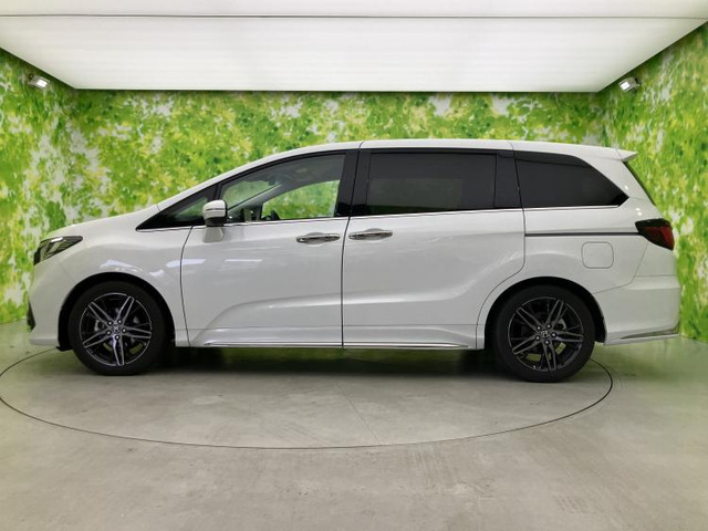 オデッセイ2.0 e:HEV アブソルート EX