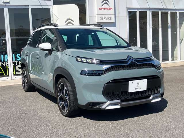 C3エアクロスSUVシャイン パック ブルーHDi ディーゼル