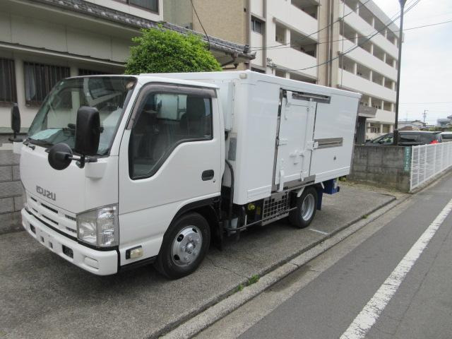 エルフ冷凍車