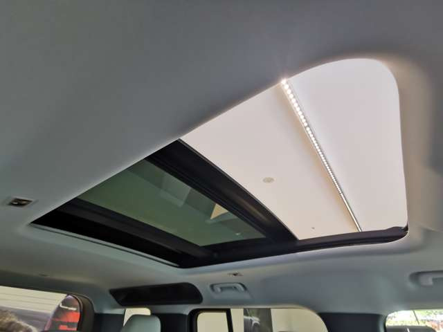 ディフェンダー110 X ダイナミック HSE 3.0L D350 ディーゼル 4WD