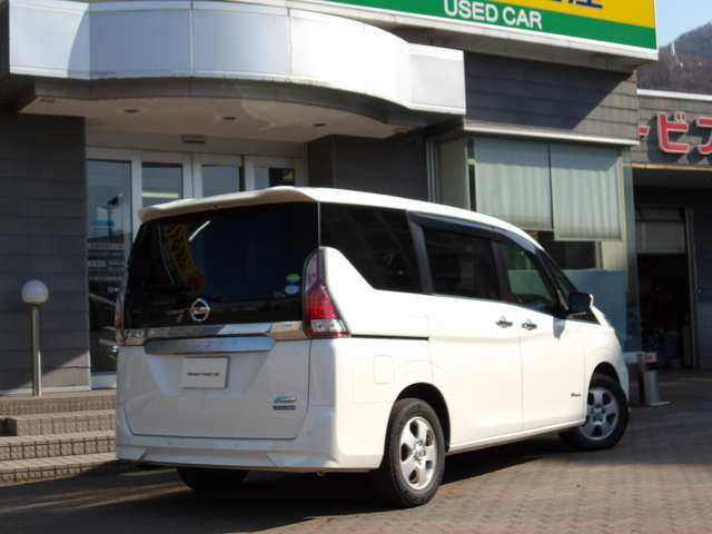 セレナ2.0 X Vセレクション 4WD