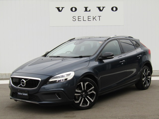 V40クロスカントリーD4 ダイナミック エディション ディーゼル
