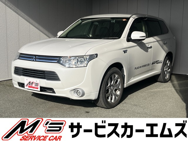 アウトランダーPHEV2.0 G ナビパッケージ 4WD