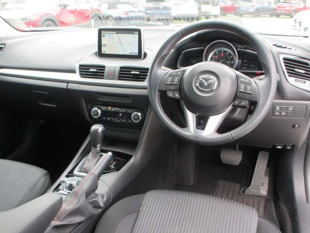 アクセラ1.5 15S ツーリング