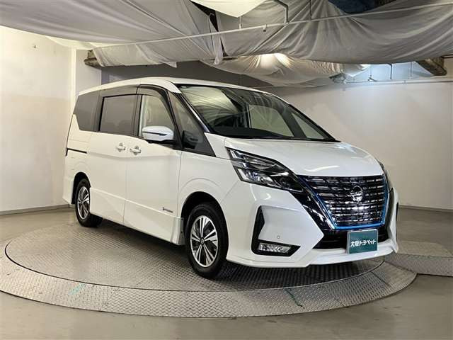 セレナ1.2 e-POWER ハイウェイスターV