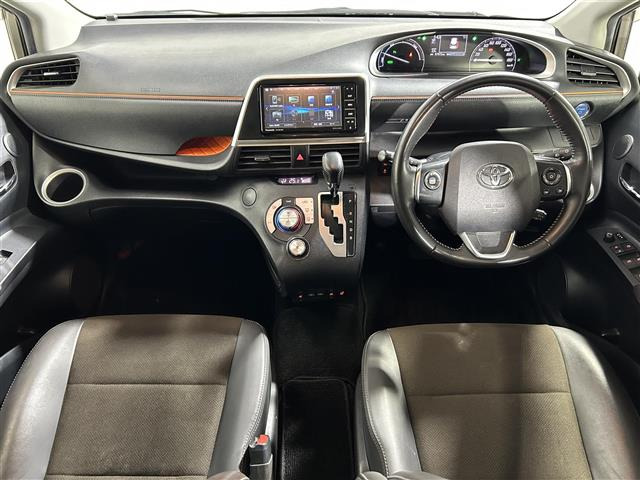 シエンタハイブリッド 1.5 ファンベース G クエロ