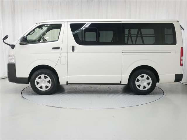 レジアスエース2.8 DX ロング ディーゼル 4WD