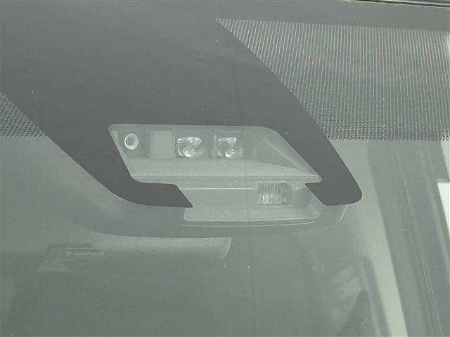 ヴォクシー2.0 ZS 煌II 4WD