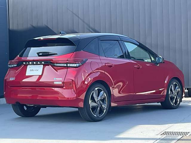 ノートオーラ1.2 G レザーエディション