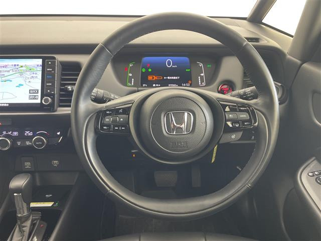 フィット1.5 e:HEV リュクス 4WD