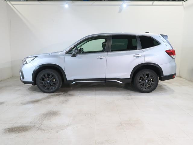 フォレスター1.8 スポーツ 4WD